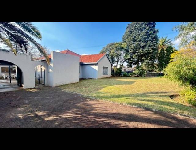 3 BEDROOM HOUSE FOR SALE IN LAMBTON